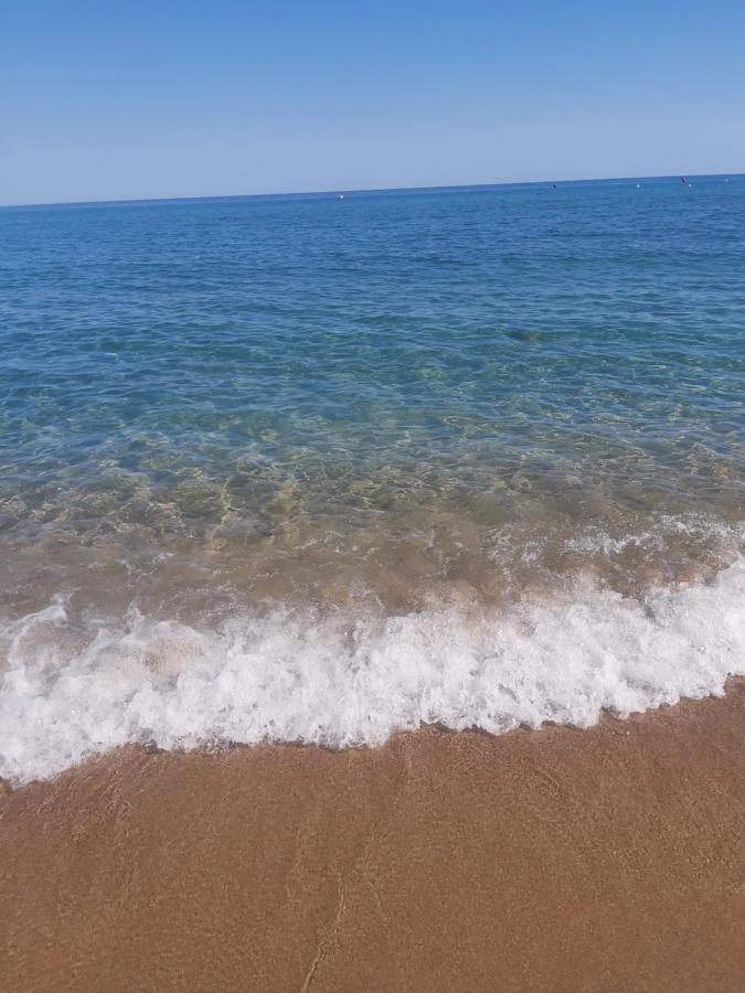 Apartamento A 300 Mts De La Playa, 25 Minutos De Port Aventura Y 50 De Barcelona Coma-ruga Exterior foto